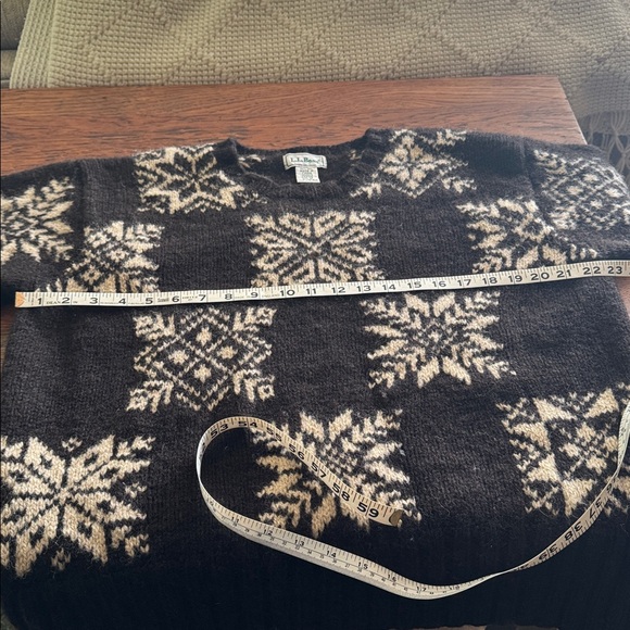 Brown and Cream Snowflake Sweater LLBean Wool - Picture 9 of 12